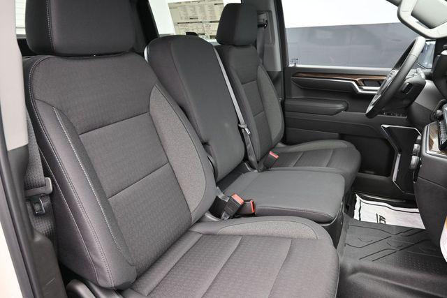 2026 Chevrolet Silverado 1500 4WD Crew Cab Short Bed RST