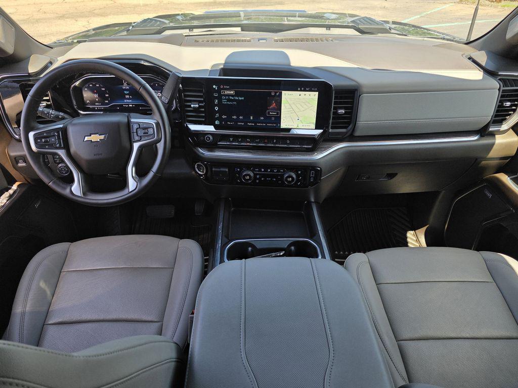 2024 Chevrolet Silverado 2500HD LTZ - Photo 9