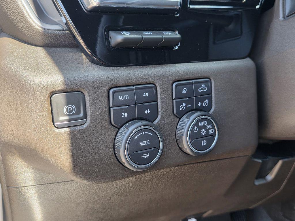 2024 Chevrolet Silverado 2500HD LTZ - Photo 19