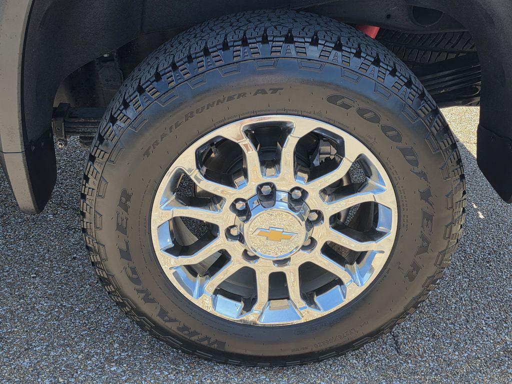 2024 Chevrolet Silverado 2500HD LTZ - Photo 30