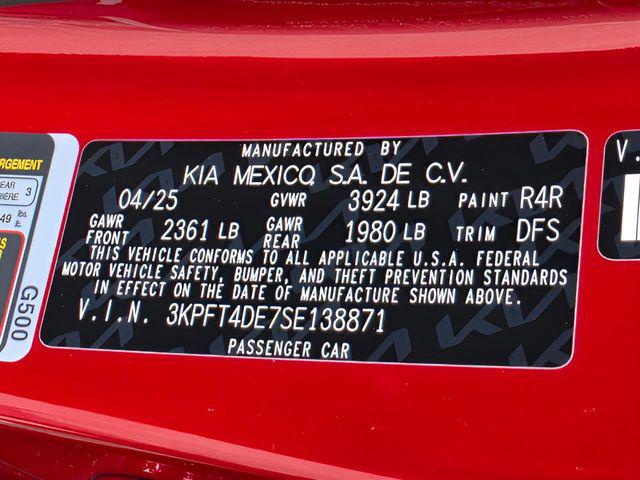 2025 Kia K4 LXS