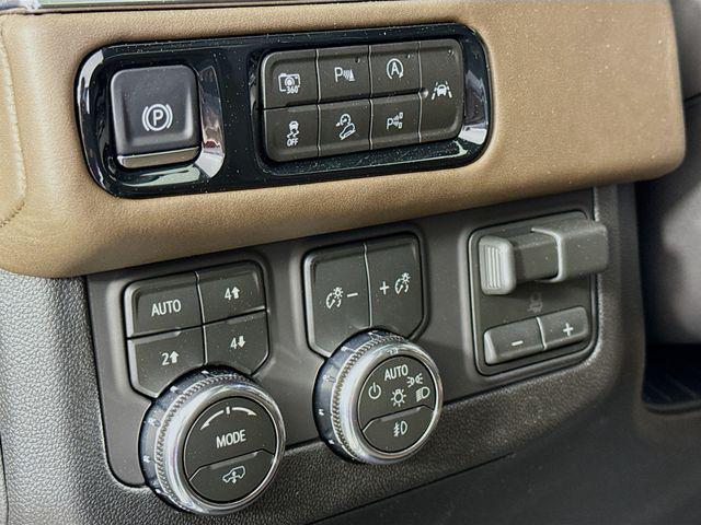 2026 GMC Yukon 4WD Denali Ultimate