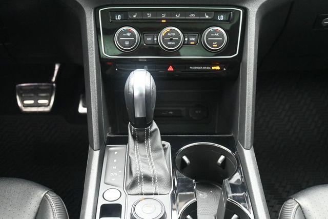 2021 Volkswagen Atlas Cross Sport 3.6L V6 SEL R-Line