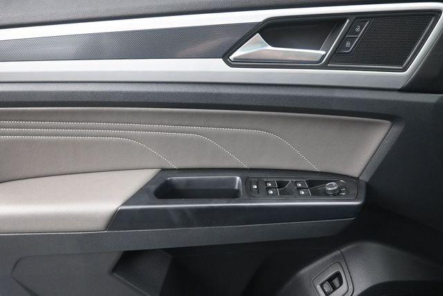 2021 Volkswagen Atlas Cross Sport 3.6L V6 SEL R-Line