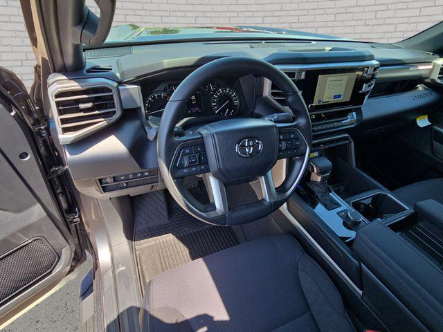 2026 Toyota Tundra SR5 CrewMax 5.5' Bed