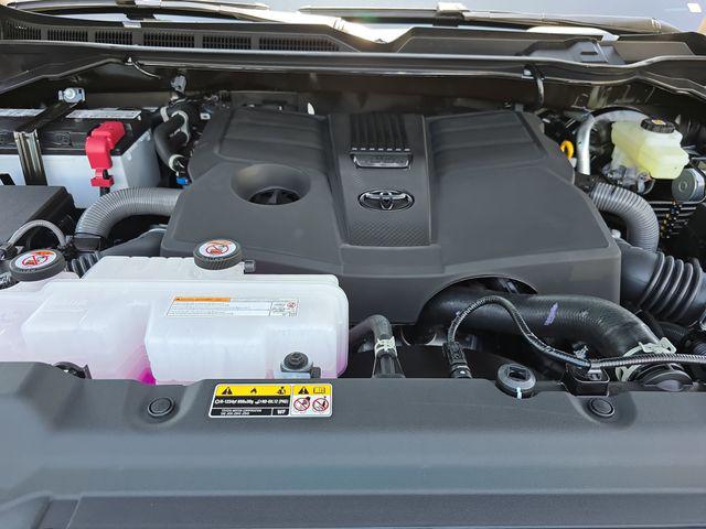 2026 Toyota Tundra SR5 CrewMax 5.5' Bed