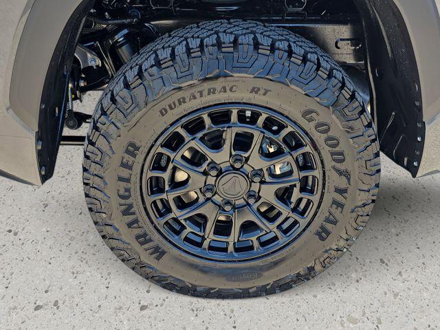 2026 Toyota Tundra SR5 CrewMax 5.5' Bed