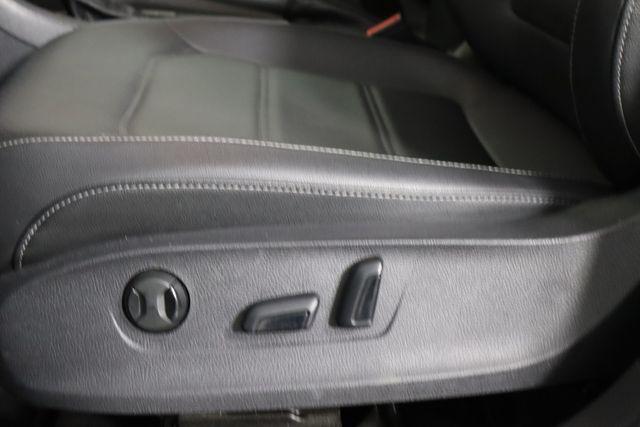 2022 Volkswagen Passat 2.0T R-Line