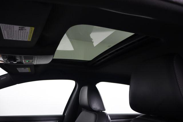 2022 Volkswagen Passat 2.0T R-Line