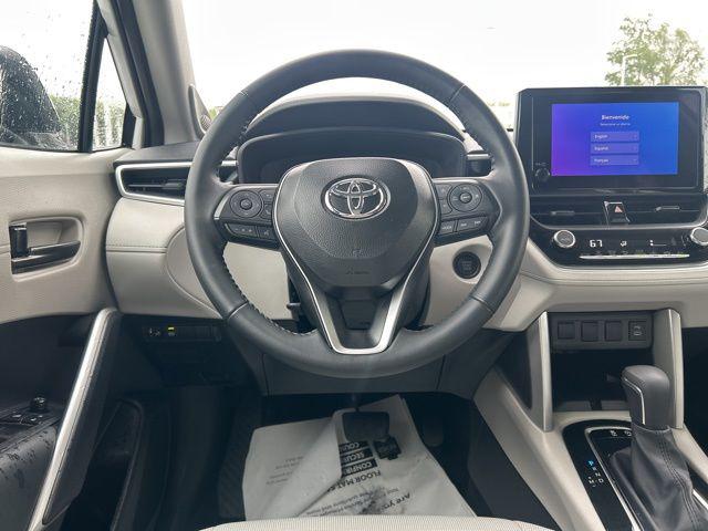 2025 Toyota Corolla Cross LE