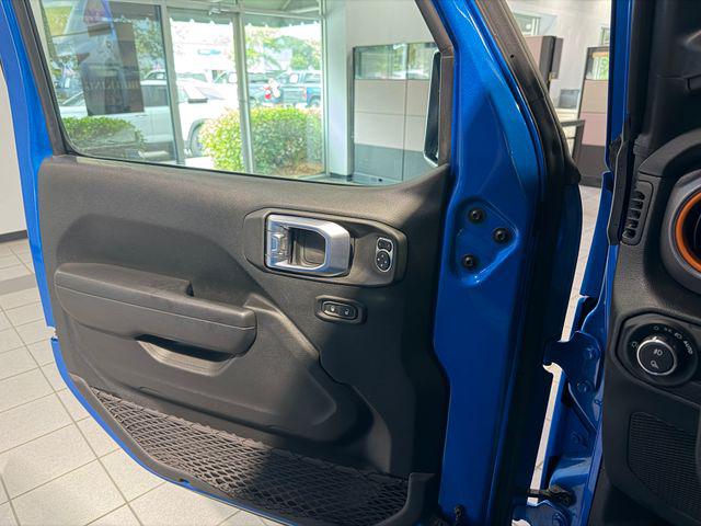 2022 Jeep Gladiator Sport