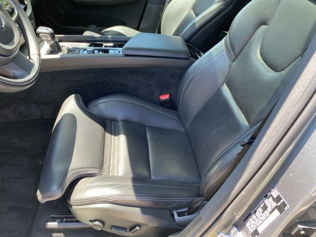 2021 Volvo XC60 T5 Inscription