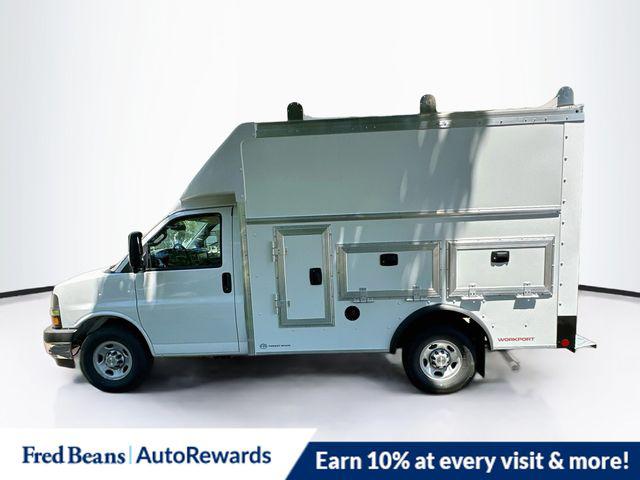2026 Chevrolet Express Cutaway Work Van