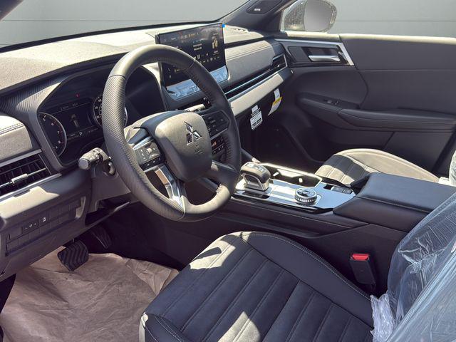 2026 Mitsubishi Outlander LE 1.5T S-AWC