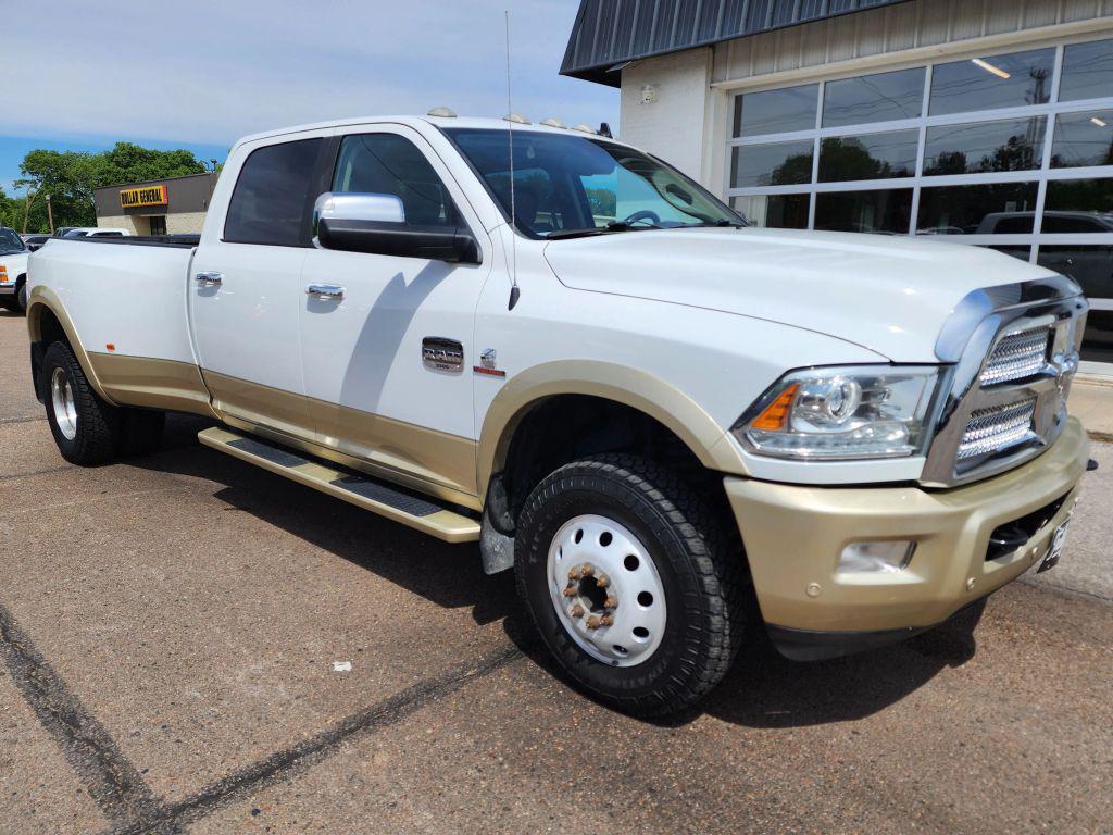 2016 RAM 3500 Laramie Longhorn 4X4 Crew Cab LWB's photo
