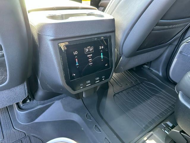 2026 GMC Yukon 4WD Denali Ultimate