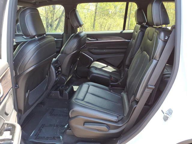 2023 Jeep Grand Cherokee L Overland 4x4