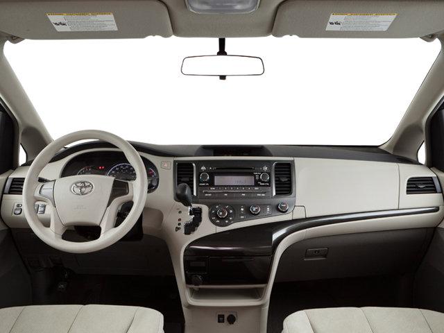 2013 Toyota Sienna LE V6 8 Passenger
