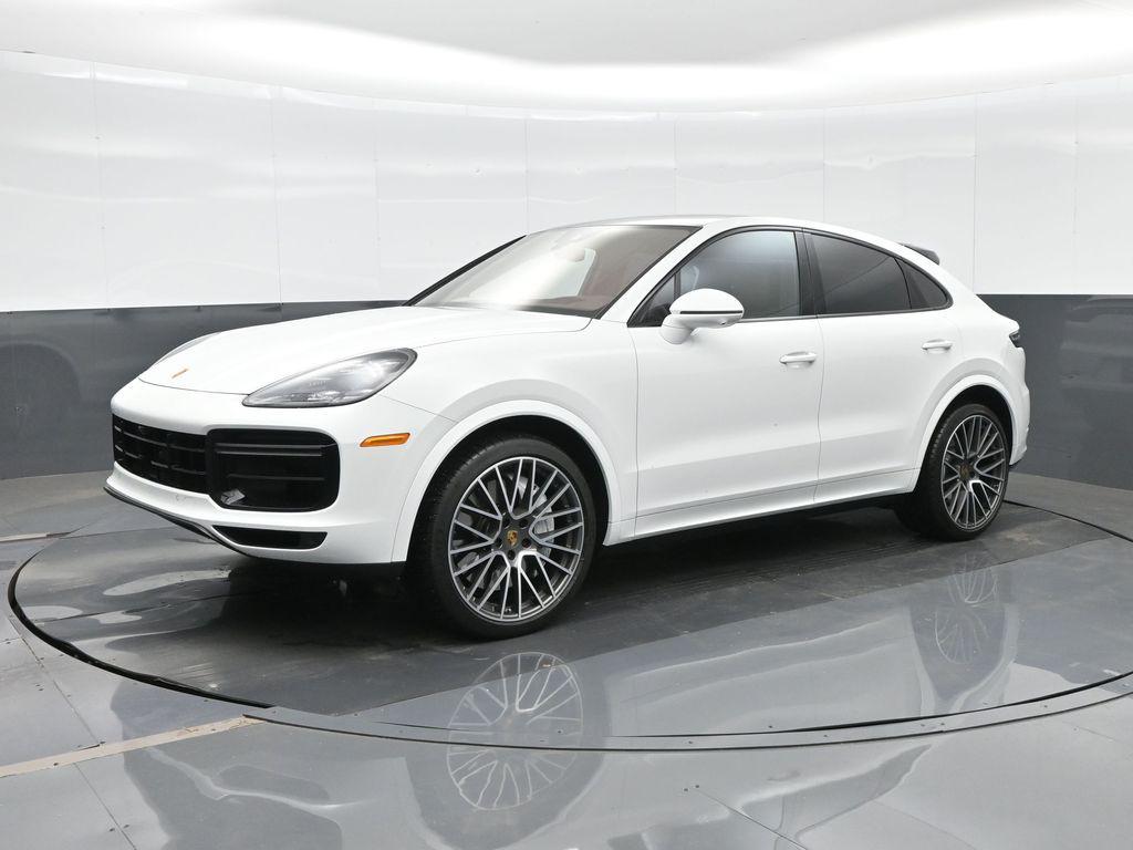 2022 Porsche Cayenne Turbo's photo