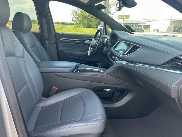 2024 Buick Enclave Essence FWD