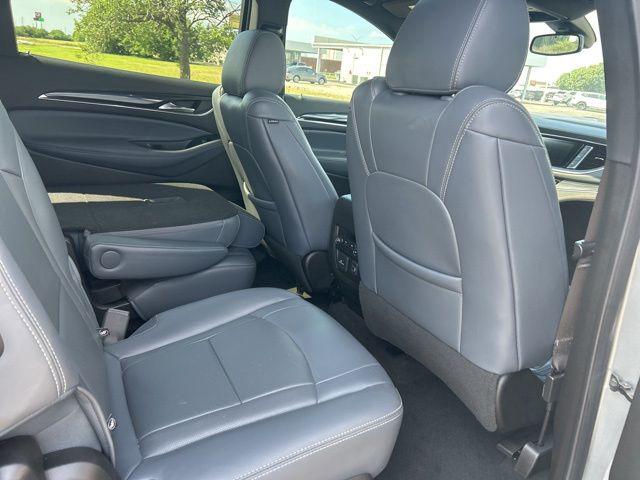 2024 Buick Enclave Essence FWD