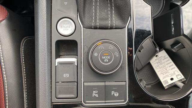 2022 Volkswagen Atlas Cross Sport 3.6L V6 SEL Premium R-Line