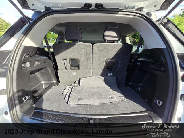 2023 Jeep Grand Cherokee L Laredo 4x4