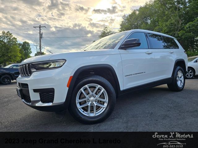 2023 Jeep Grand Cherokee L Laredo 4x4