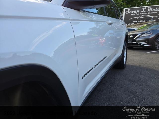2023 Jeep Grand Cherokee L Laredo 4x4