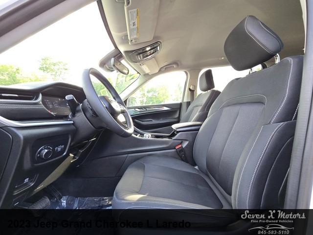 2023 Jeep Grand Cherokee L Laredo 4x4