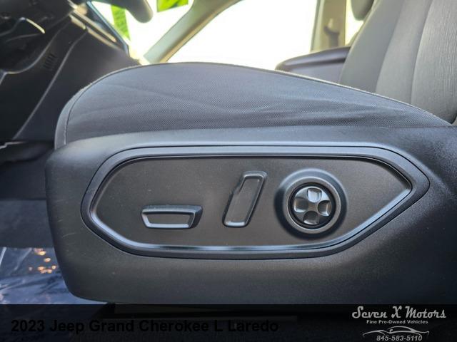 2023 Jeep Grand Cherokee L Laredo 4x4