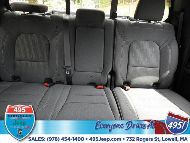 2024 Ram 1500 Big Horn Crew Cab 4x4 57 Box