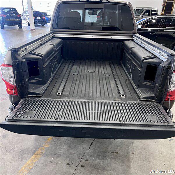 2016 Nissan Titan XD Platinum Reserve Diesel