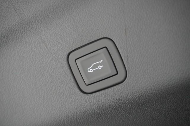 2026 GMC Yukon XL 4WD AT4 Ultimate
