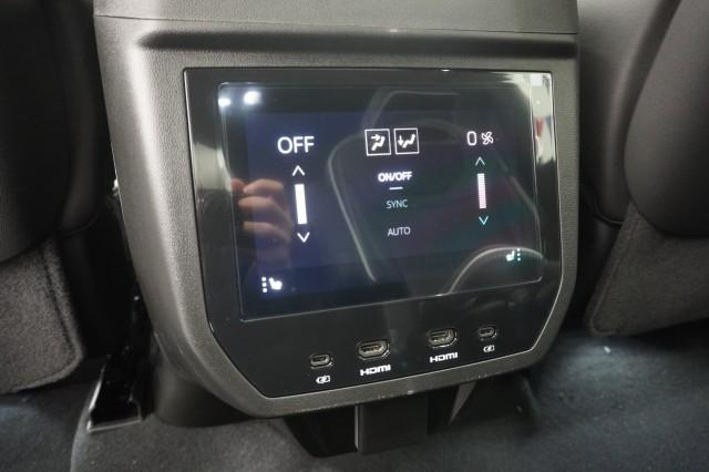 2026 GMC Yukon XL 4WD AT4 Ultimate