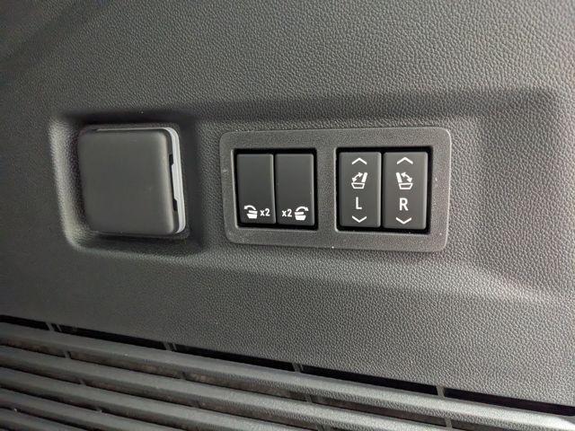 2026 Chevrolet Tahoe 4WD LT