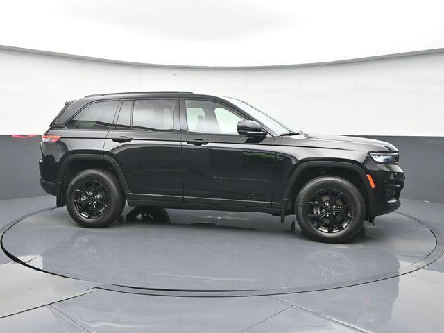 2025 Jeep Grand Cherokee Altitude X 4x4