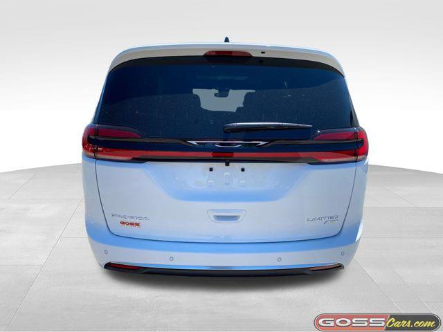 2027 Chrysler Pacifica Limited for sale in South Burlington, VT