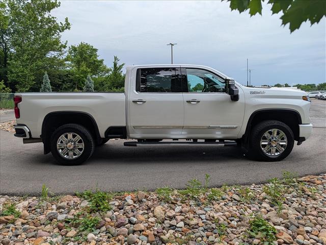 2024 Chevrolet Silverado 2500HD 4WD Crew Cab Standard Bed High Country