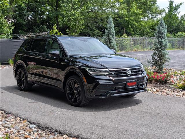 2024 Volkswagen Tiguan 2.0T SE R-Line Black