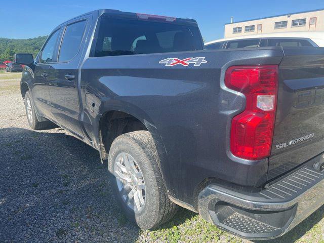 2022 Chevrolet Silverado 1500 4WD Crew Cab Short Bed LT with 2FL