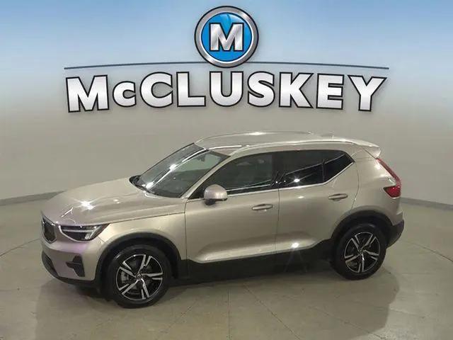 2024 Volvo XC40 B5 Core for sale in Cincinnati, OH
