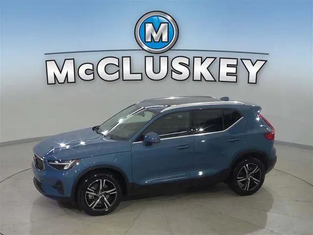 2025 Volvo XC40 B5 Core Bright Theme for sale in Cincinnati, OH