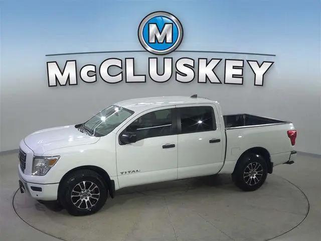 2024 Nissan Titan Crew Cab SV 4x4 for sale near Cincinnati, OH