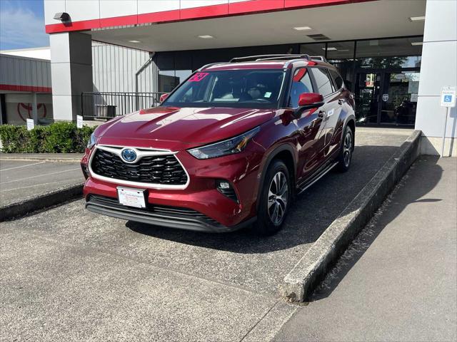 2024 Toyota Highlander Hybrid XLE