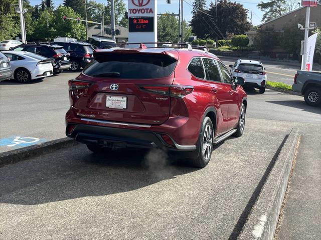 2024 Toyota Highlander Hybrid XLE