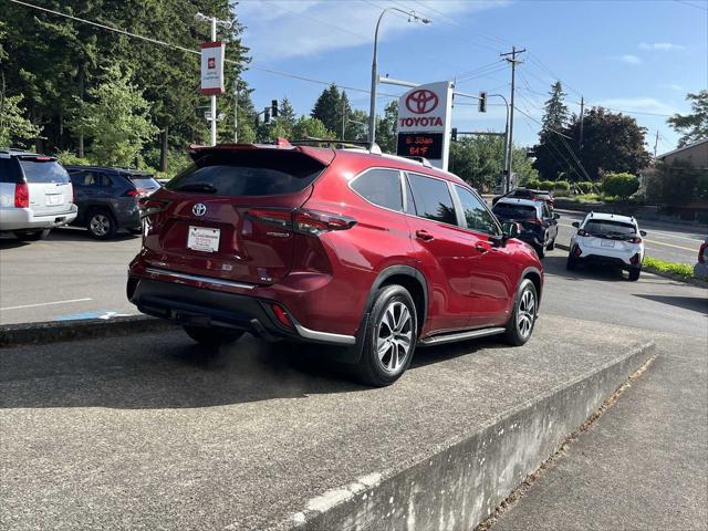 2024 Toyota Highlander Hybrid XLE