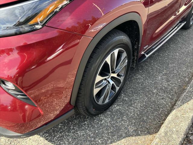 2024 Toyota Highlander Hybrid XLE
