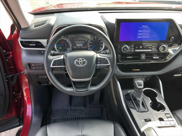 2024 Toyota Highlander Hybrid XLE