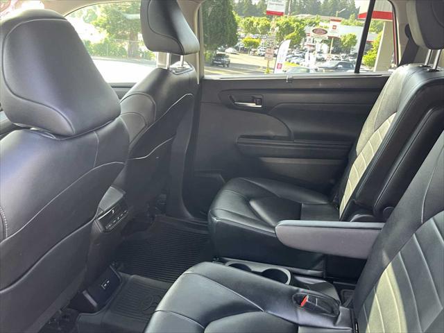 2024 Toyota Highlander Hybrid XLE